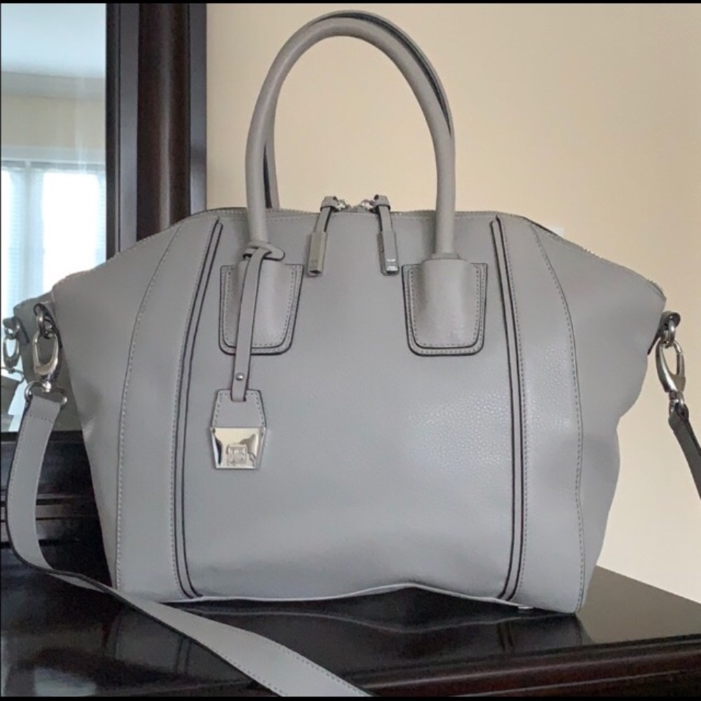 Gorgeous Ivanka Trump Bag